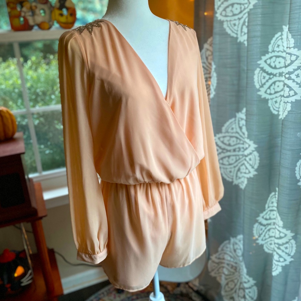 Long sleeve peach romper - L - NWT
